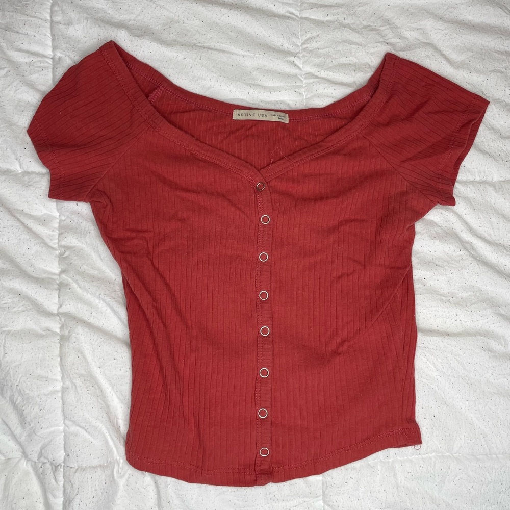 3 for $12 Red Cropped Button Down Style Short Sleeve Loungewear Top Size Small